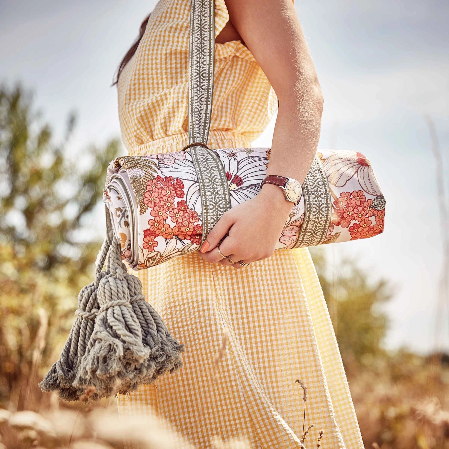 Picknickdecke L 175 X B 154cm BETWEEN FLOWERS In Creme - Image 2