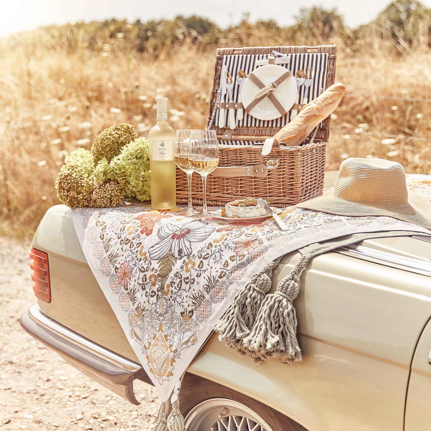 Picknickdecke L 175 X B 154cm BETWEEN FLOWERS In Creme - Image 8