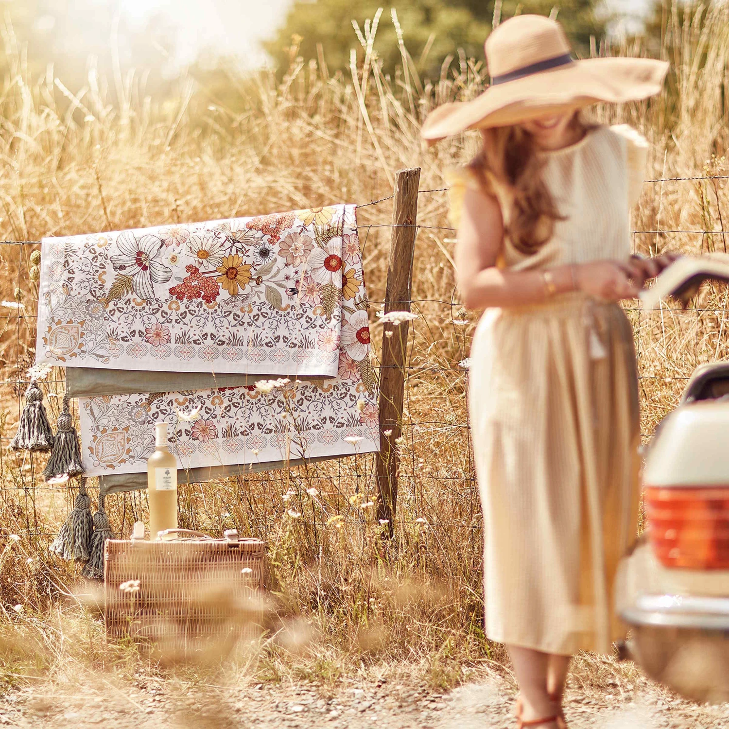 Picknickdecke L 175 X B 154cm BETWEEN FLOWERS In Creme - Image 9